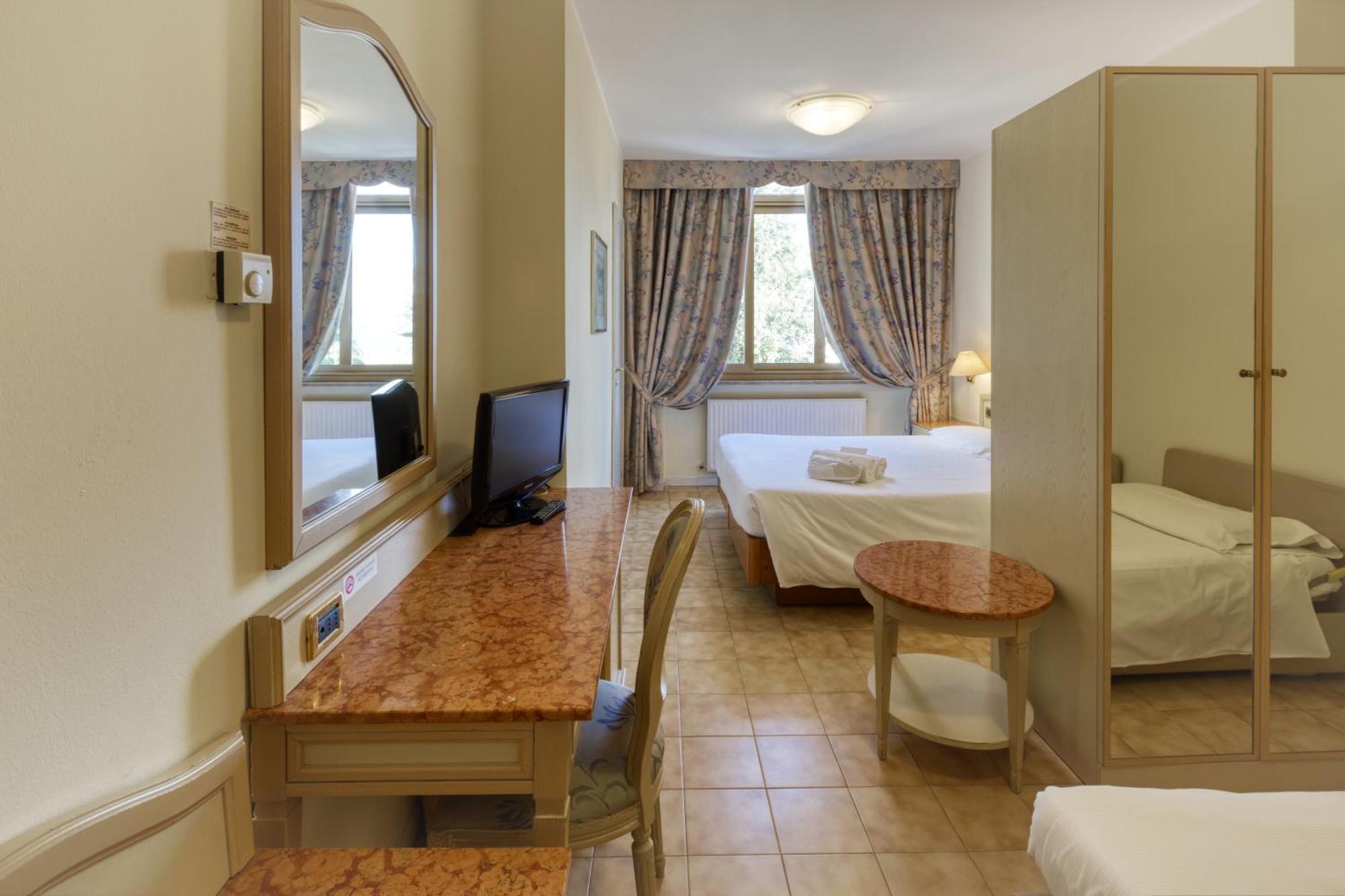 Ena Hotel อาเรนซาโน ภายนอก รูปภาพ