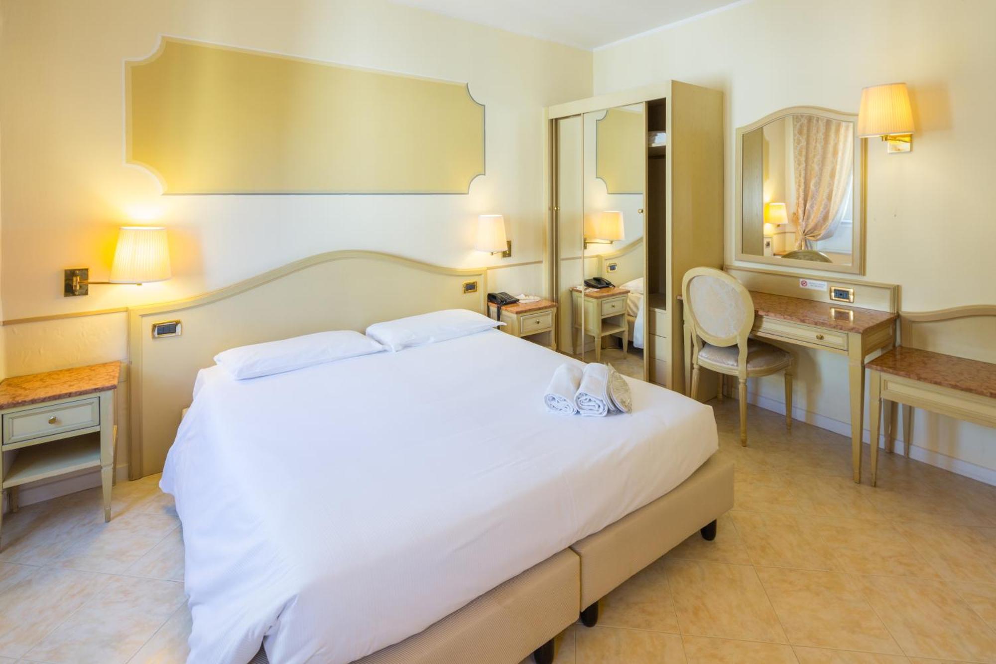Ena Hotel อาเรนซาโน ภายนอก รูปภาพ